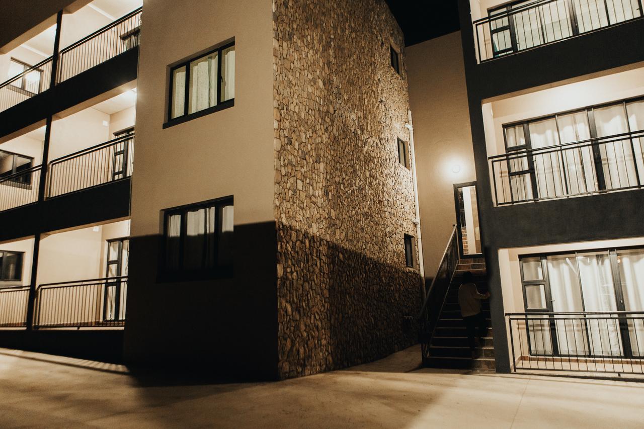 The Living Collective Apartments Питермарицбург Экстерьер фото